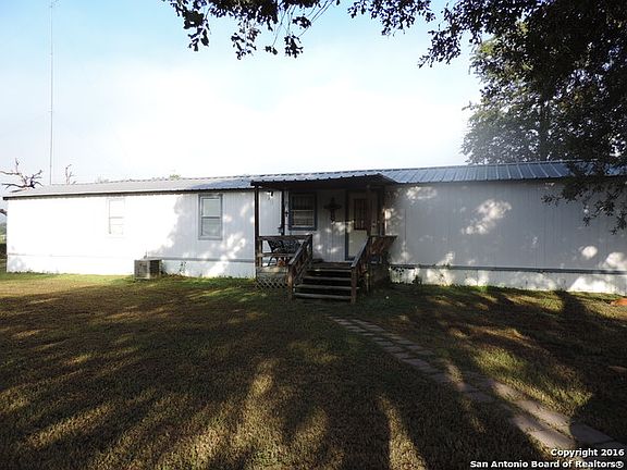 3rd image of 102 Oak Valley Dr