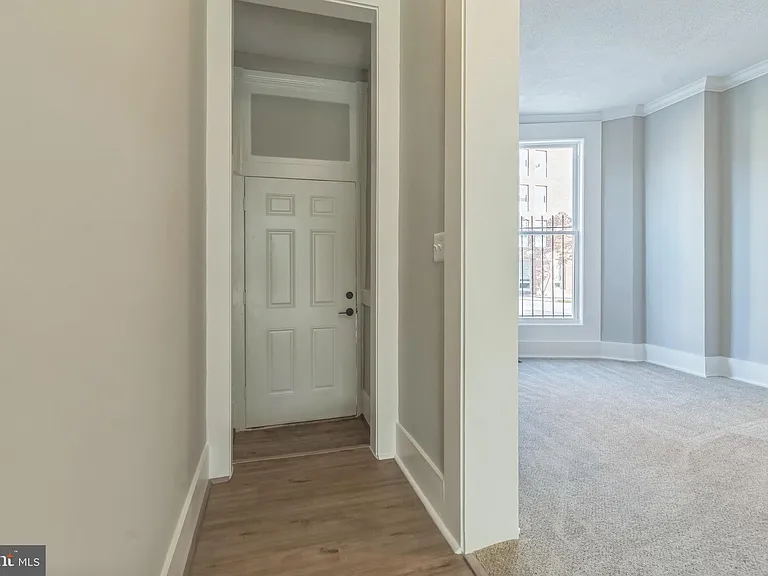 1243 E Lanvale St — Photo 10