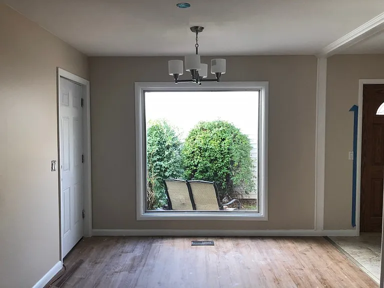 8410 S Kings Hill Dr — Photo 3