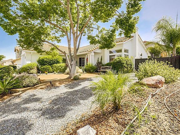 3rd image of 25436 Lavender Cir