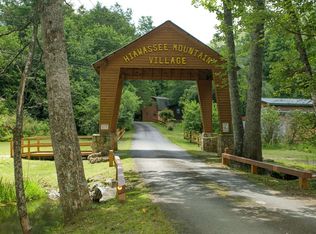 1872 Deer Run Cir, Hiawassee, GA 30546