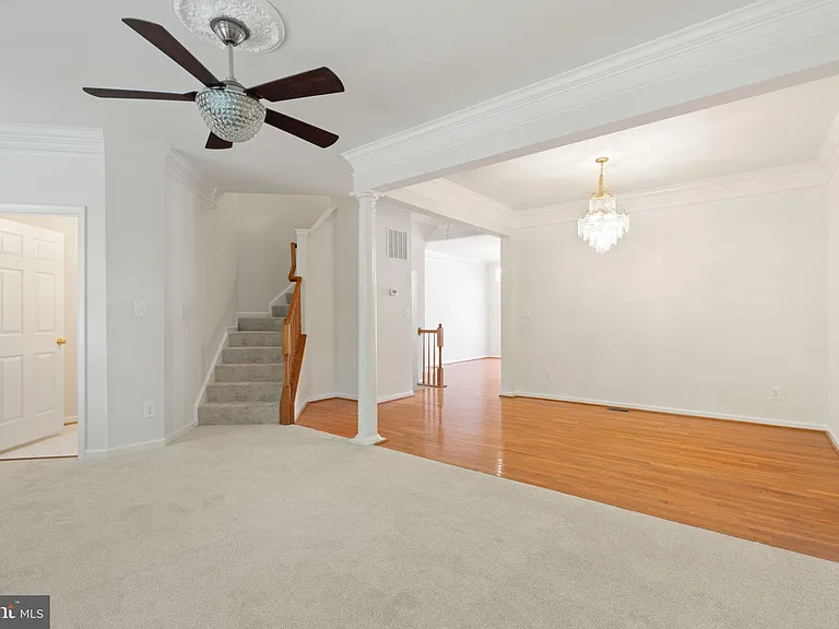 2225 Potomac Club Pkwy — Photo 9