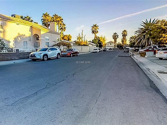 3rd image of 2309 Minden Way