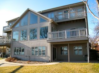 16408 Bayside Dr, Spirit Lake, IA 51360