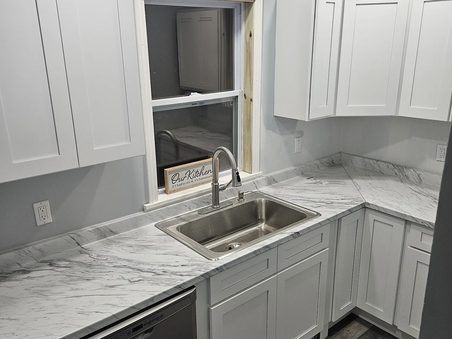 2 bed, 1200 sqft, $2,300 — Photo 4