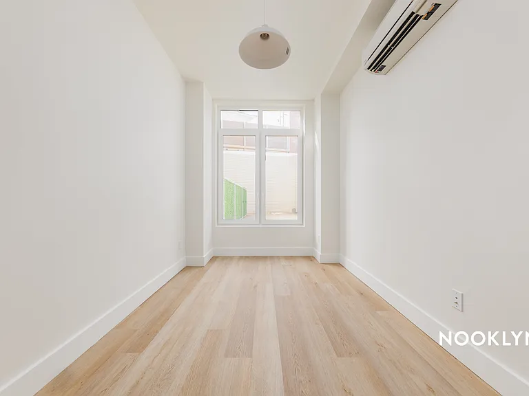 27-16 21st St #1N — Photo 6