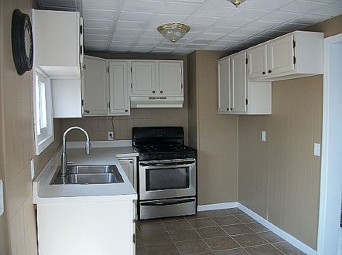 3rd image of 282 Kohler St