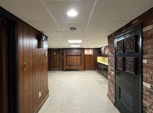 17 E 51st St #BASEMENT, Bayonne, NJ 07002