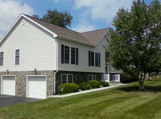 6225 Stone Ridge Dr, Dublin, VA 24084