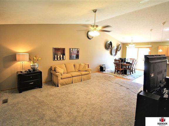 2nd image of 5929 Bridle Ln