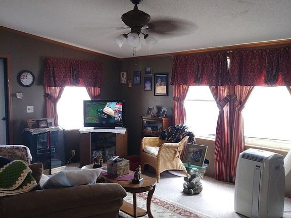 2nd image of 201 Shire Dr