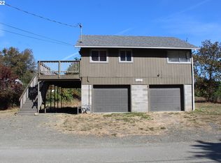 165 SE Mill St, Myrtle Creek, OR 97457