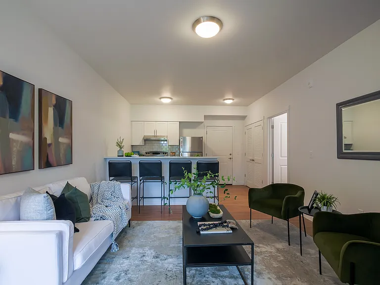 7550 N Lombard St — Photo 56