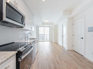 335 Wheat Boom Dr #818, Oakville, ON L6H 0V1