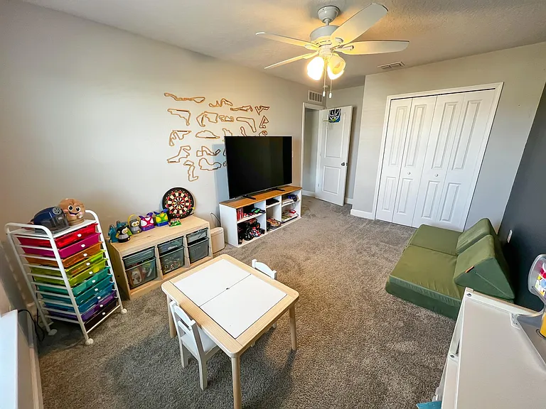 1585 Chelsea Manor Cir — Photo 23