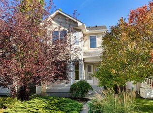 12 S Tuscany Springs Cir NW, Calgary, AB T3L2K8