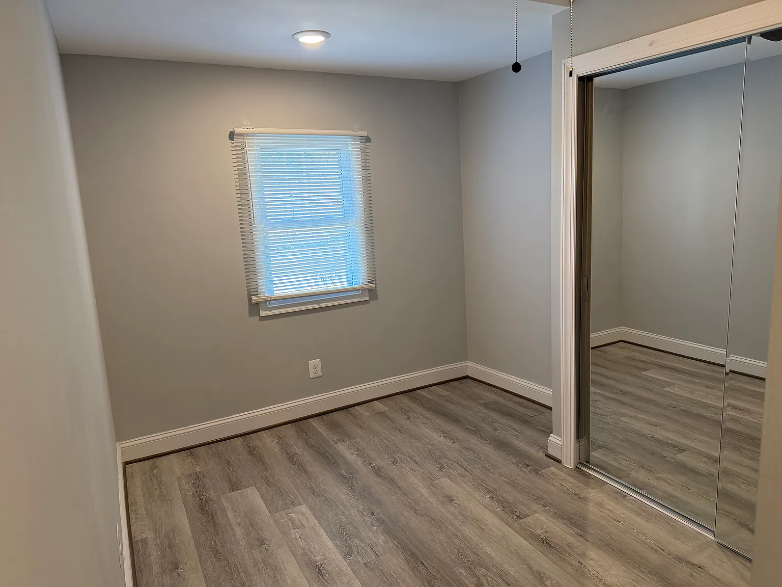 4 bed, $600 — Photo 2