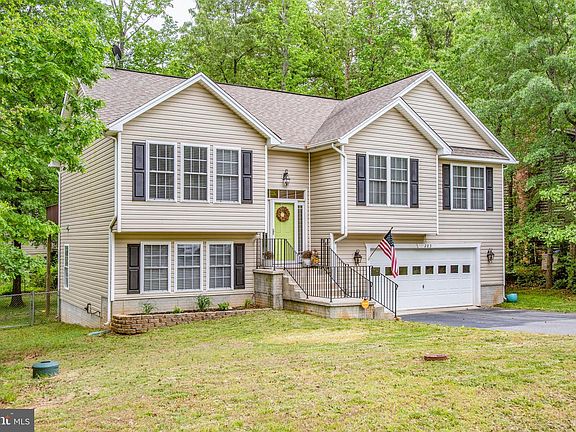 2nd image of 203 Spotslee Dr