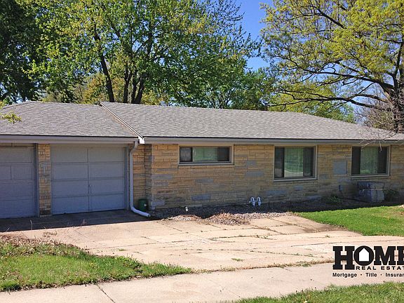 2nd image of 2100 S 60th St