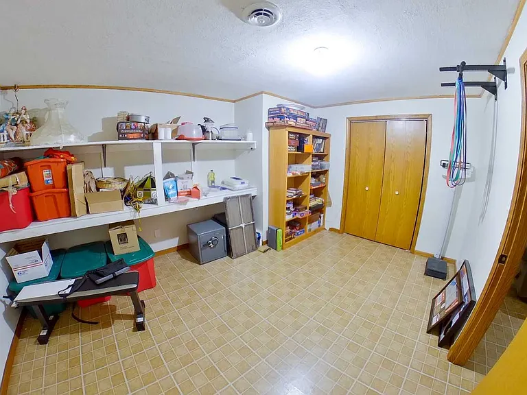 2601 Candlewood Dr — Photo 3