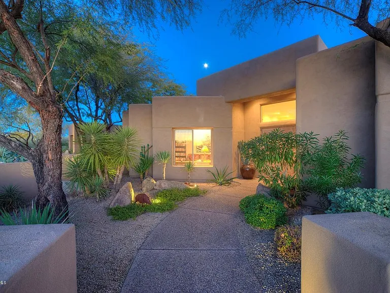 34125 N Boulders Pkwy — Photo 2