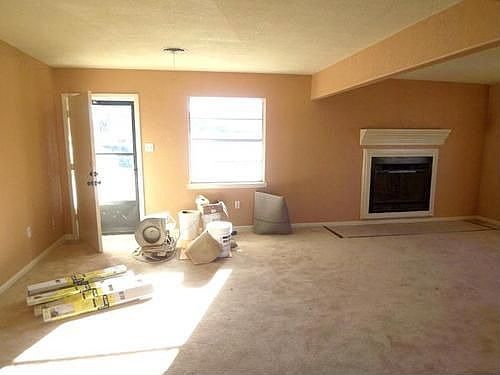 4th image of 908 Park Ave