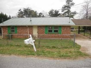 189 New St, Cornelia, GA 30531