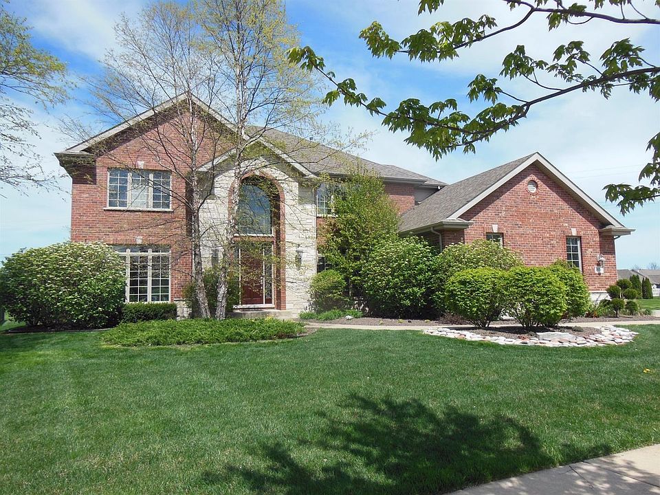 1st image of 2031 White Oak Ln