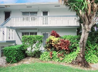64 Canterbury Dr E #C, West Palm Beach, FL 33407