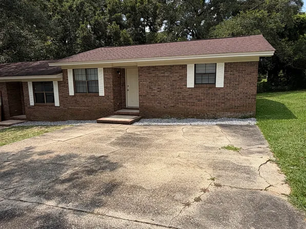 8650 Jernigan Rd, Pensacola, FL