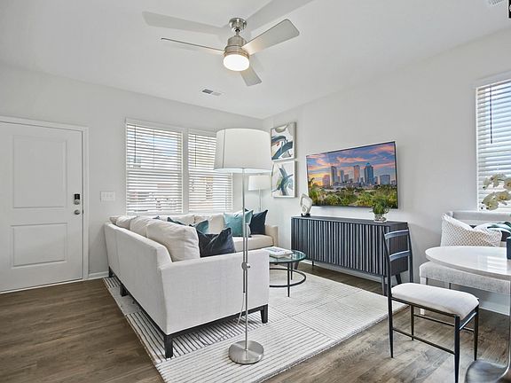 7th image of this home