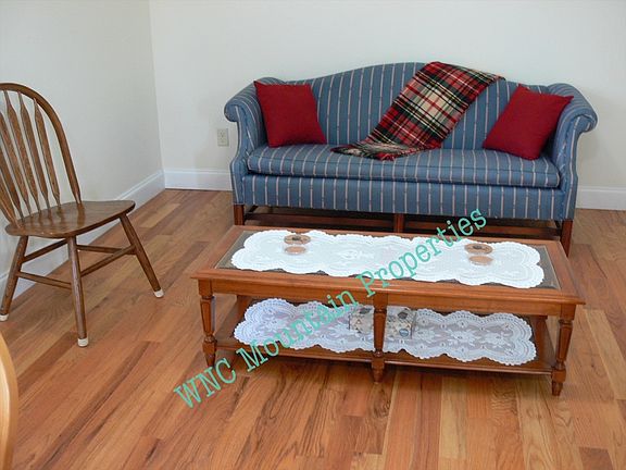 2nd image of 807 Temon St