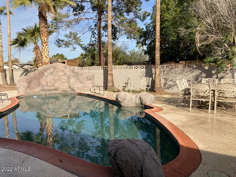 1832 E Alameda Dr — Photo 33