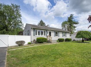 107 Carol Ann St, Springfield, MA 01128