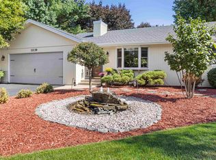 11139 Valentine Ct, Roscoe, IL 61073