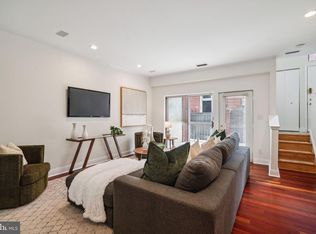 212 S 24th St UNIT 2417, Philadelphia, PA 19103
