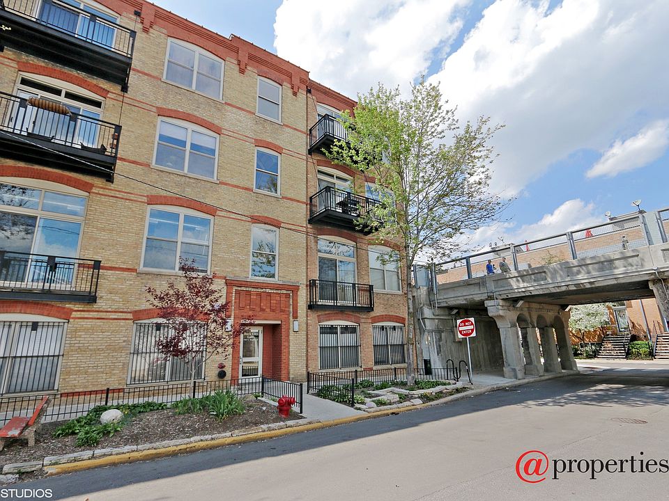 1st image of 1740 N Maplewood Ave APT 208