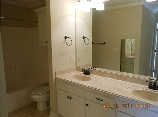 4th image of 5005 Longstreet Pl Unit 49