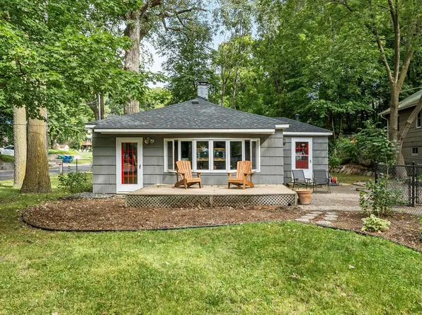 4776 Island View Dr, Mound, MN 55364