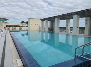 7290 SW 90th St APT 210, Miami, FL 33156