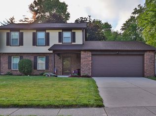 8275 Ontario Ln, Indianapolis, IN 46268