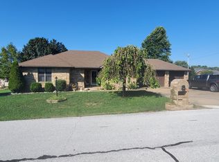 103 S 38th St, Nixa, MO 65714