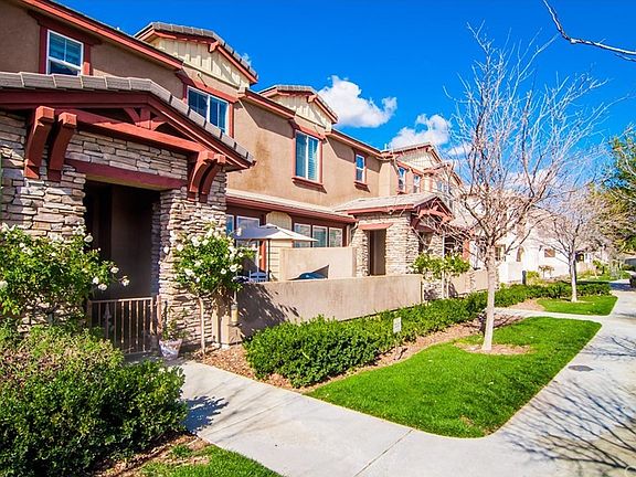 2nd image of 28522 Pietro Dr