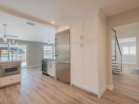 2nd image of 3708 Capstan Cir