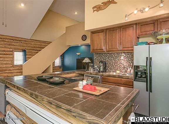 4th image of 1271 Citadel Cir