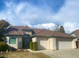 9451 N Backer Ave, Fresno, CA 93720