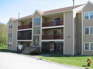 22 Randolph Dr, Tewksbury, MA 01876