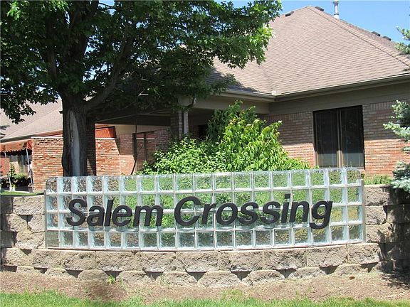 2nd image of 7091 Salem Crossing Pl