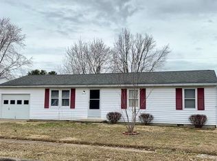 6882 Fealty Dr, New Lexington, OH 43764