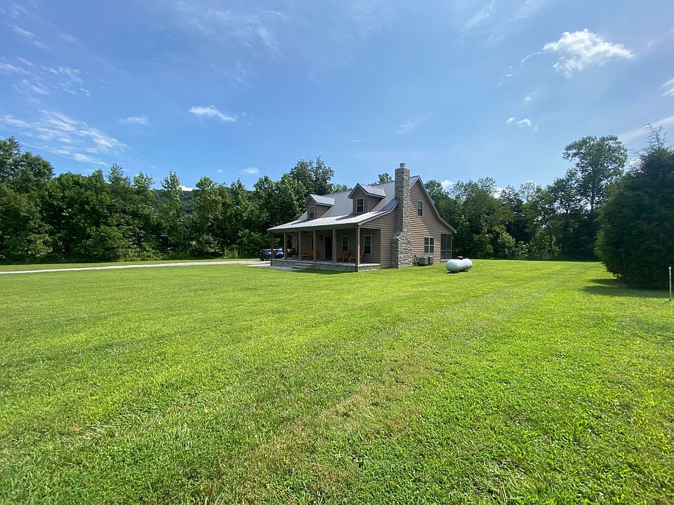 1st image of 155 Rainbow Dr